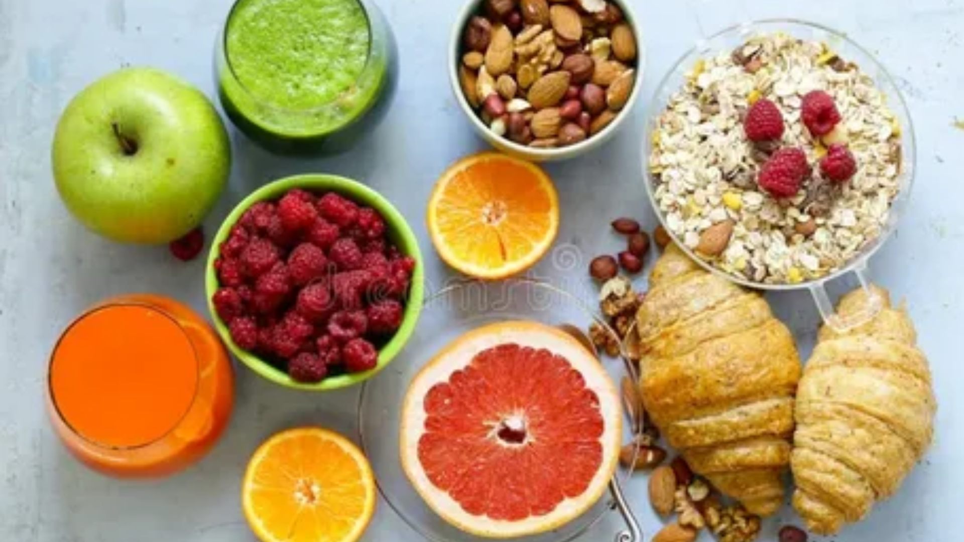 10 Superfoods for Boosting Energy and Enhancing Fitness